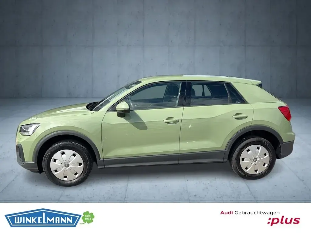 Usata Audi Q2 Comfort 150 CV (110 kW) 2022 Verde SUV