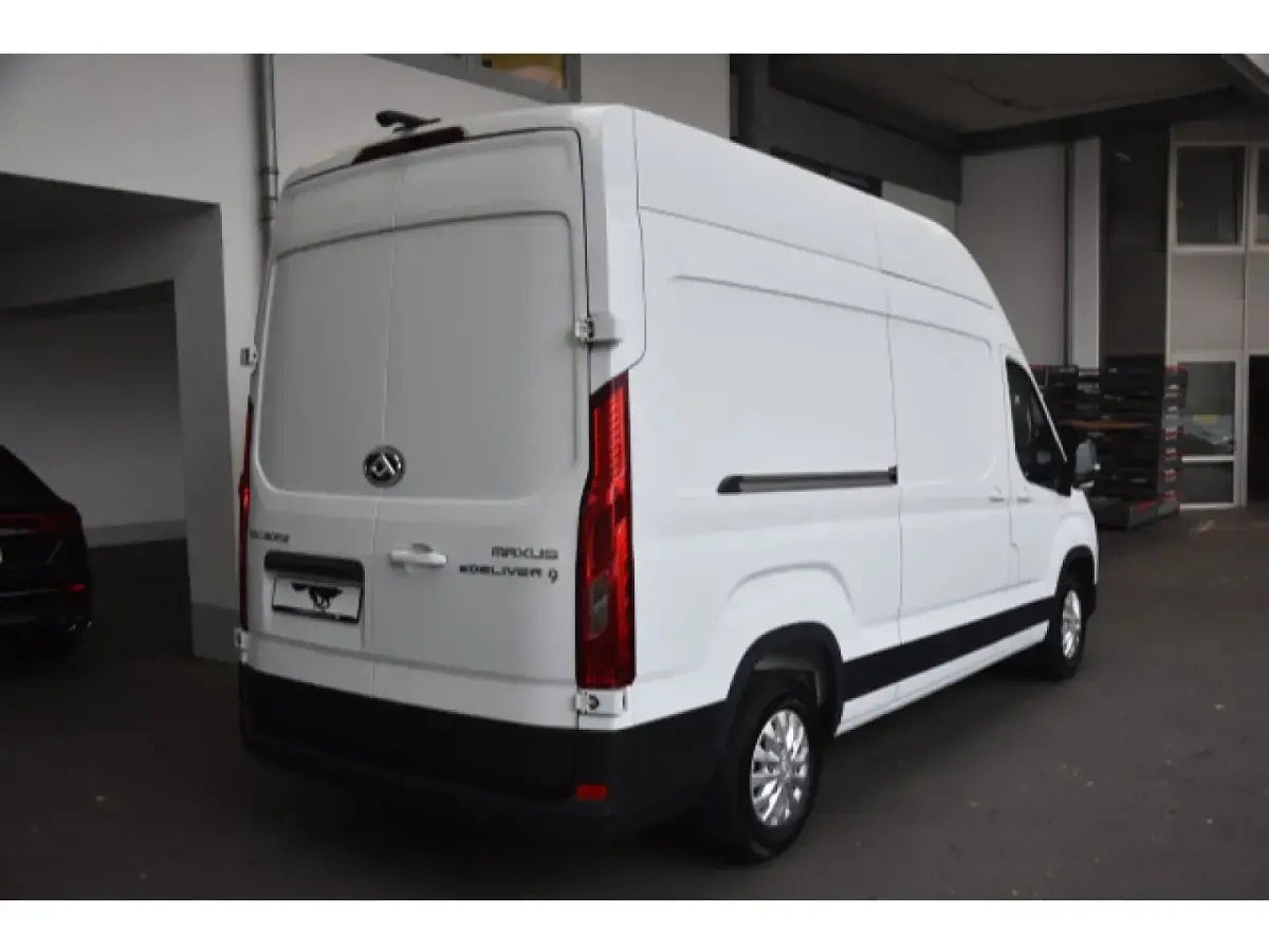 Gebraucht Maxus eDeliver 9 150 kW (204 PS) 2024 Weiß Van