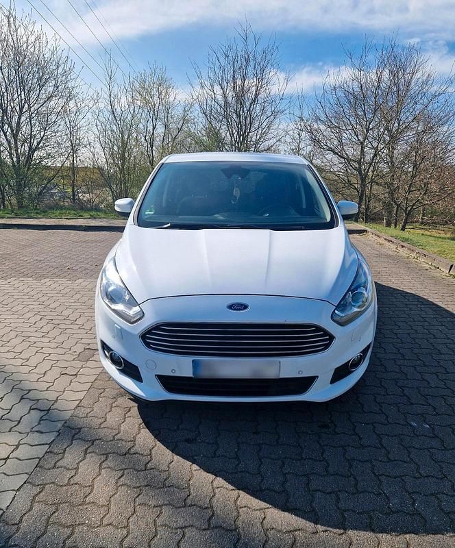 Gebraucht Ford S-MAX S 180 PS (132 kW) 2018 Weiß Van / Kleinbus