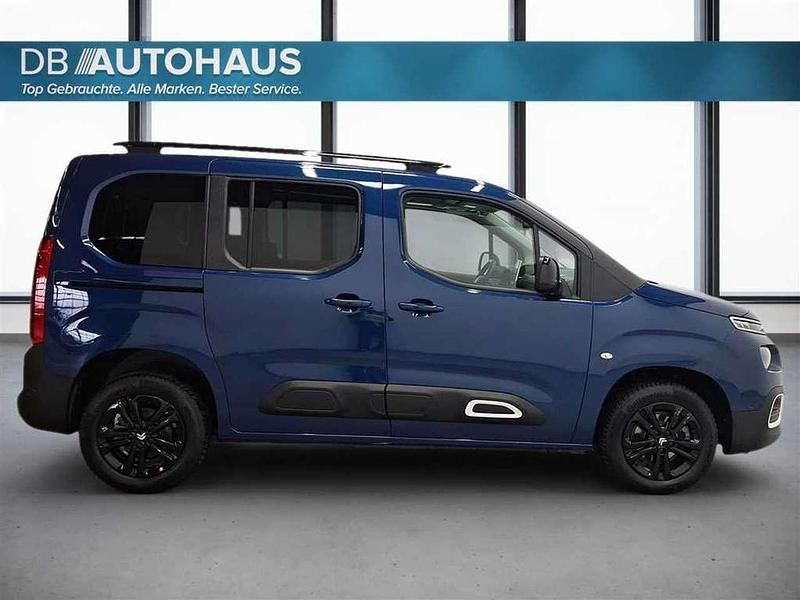Gebraucht Citroën Berlingo Shine 102 PS (75 kW) 2024 Nachtblau metallic Van / Kleinbus