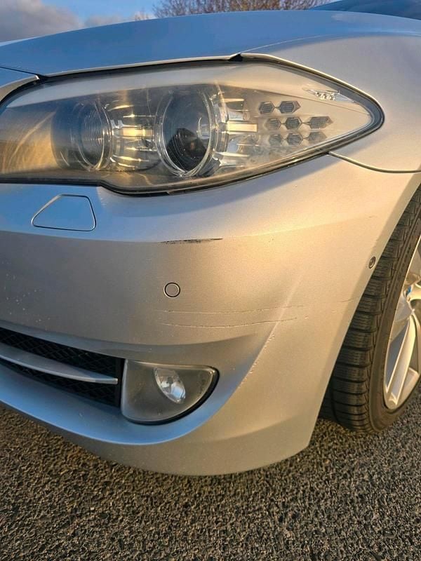 Gebraucht BMW 530 258 PS (189 kW) 2012 Silber Kombi