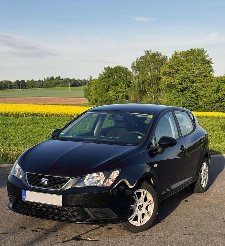 Schwarz Gebraucht 2017 Seat Ibiza SOL Kleinwagen | 8.400 € (Guter Preis) - Bild 1/4