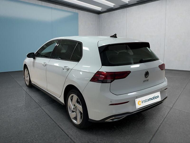 Gebraucht VW Golf VIII GTE 245 PS (180 kW) 2022 Weiß Kleinwagen
