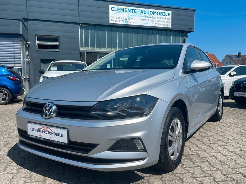 Silber Gebraucht 2018 VW Polo Trendline Limousine | 9.999 € (Fairer Preis) - Bild 1/4