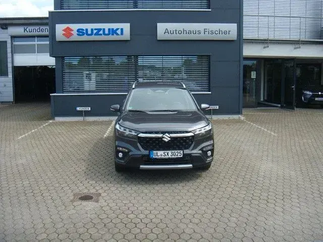 Gebraucht Suzuki SX4 S-Cross Comfort 116 PS (85 kW) 2025 Grau SUV