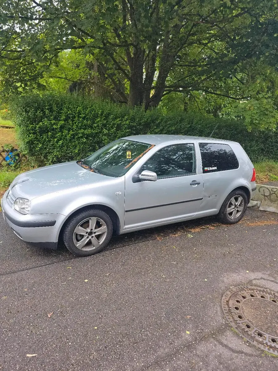 Gebraucht VW Golf 75 PS (55 kW) 2002 Grau Coupé