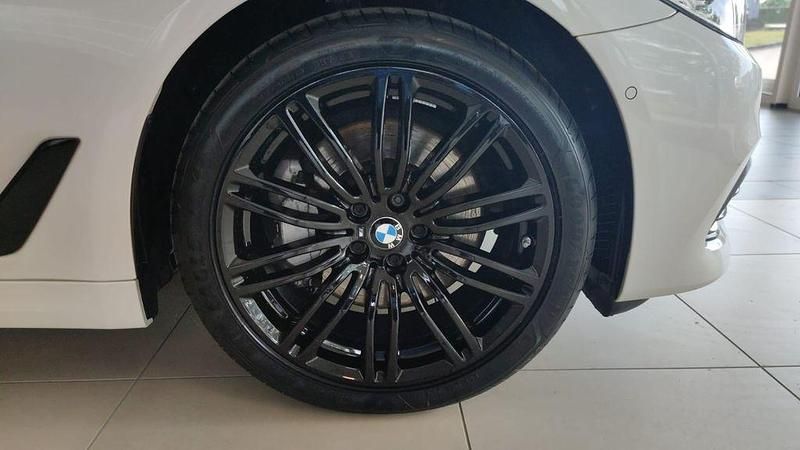 Gebraucht BMW 530 Performance 265 PS (194 kW) 2018 Schwarz Limousine