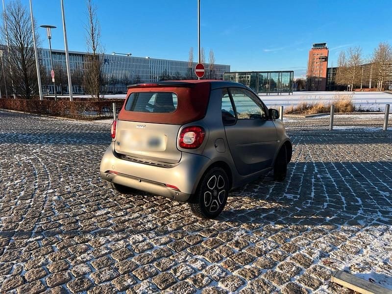 Gebraucht Smart ForTwo Electric Drive 60 kW (82 PS) 2018 Grau Cabrio