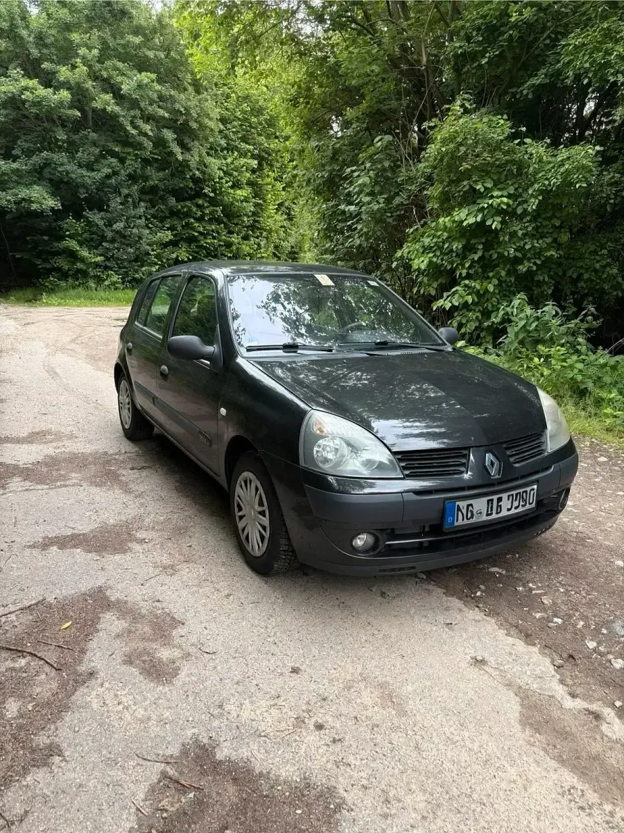 Gebraucht Renault Clio II 75 PS (55 kW) 2005 Schwarz Kleinwagen