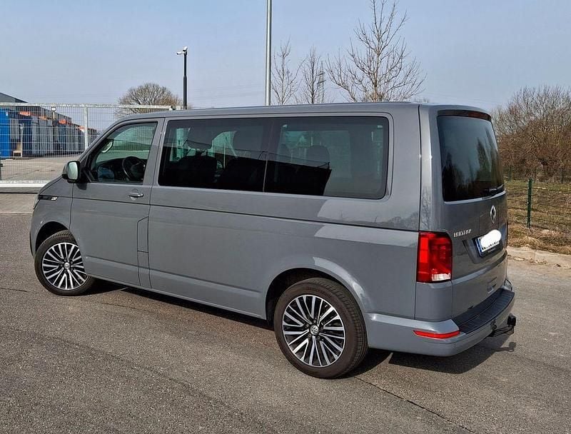 Usata VW Multivan Comfortline 150 CV (110 kW) 2020 Grigio Monovolume