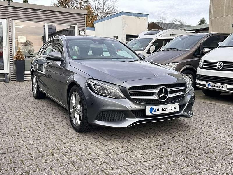 Gebraucht Mercedes C220 170 PS (125 kW) 2017 Selenitgrau  metalliclack Kombi