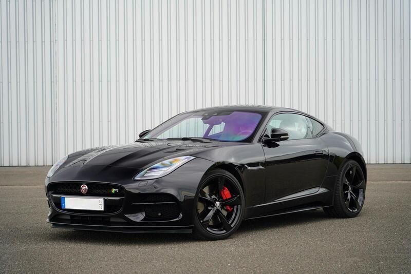 Schwarz Gebraucht 2020 Jaguar F-Type R Coupé | 63.900 € (Etwas zu teuer) - Bild 1/4