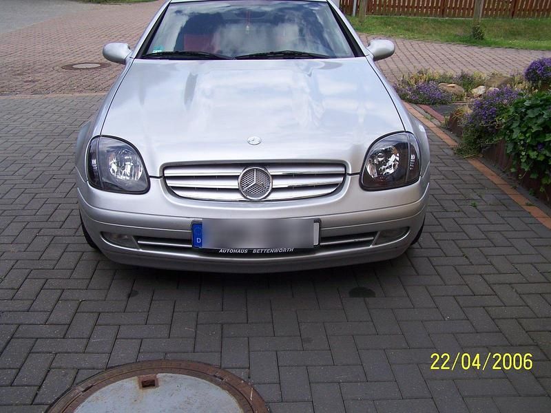 Silber Gebraucht 1998 Mercedes SLK230 Cabrio | 2.900 € (Superpreis) - Bild 1/4