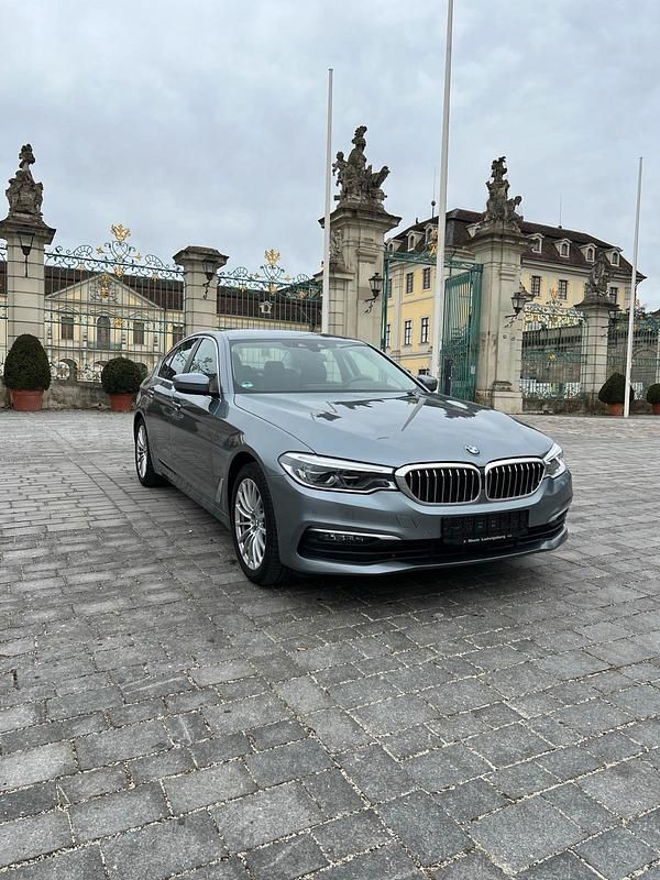Gebraucht BMW 520 190 PS (139 kW) 2019 Grau Limousine