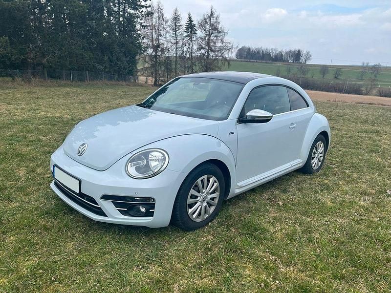 Gebraucht VW Beetle 105 PS (77 kW) 2017 Weiß Kleinwagen