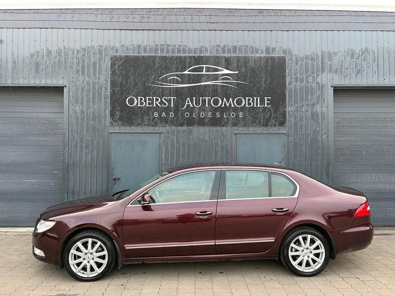 Gebraucht Skoda Superb Elegance 160 PS (117 kW) 2009 Cervena rosso brunello/rosso b Limousine