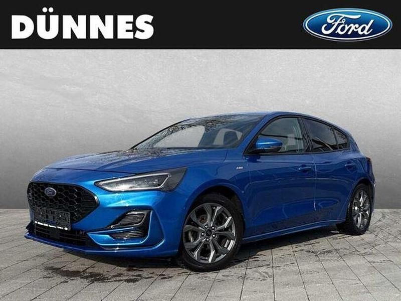 Grau Gebraucht 2021 Ford Focus ST-Line Kombi | 23.885 € (Teuer) - Bild 1/4