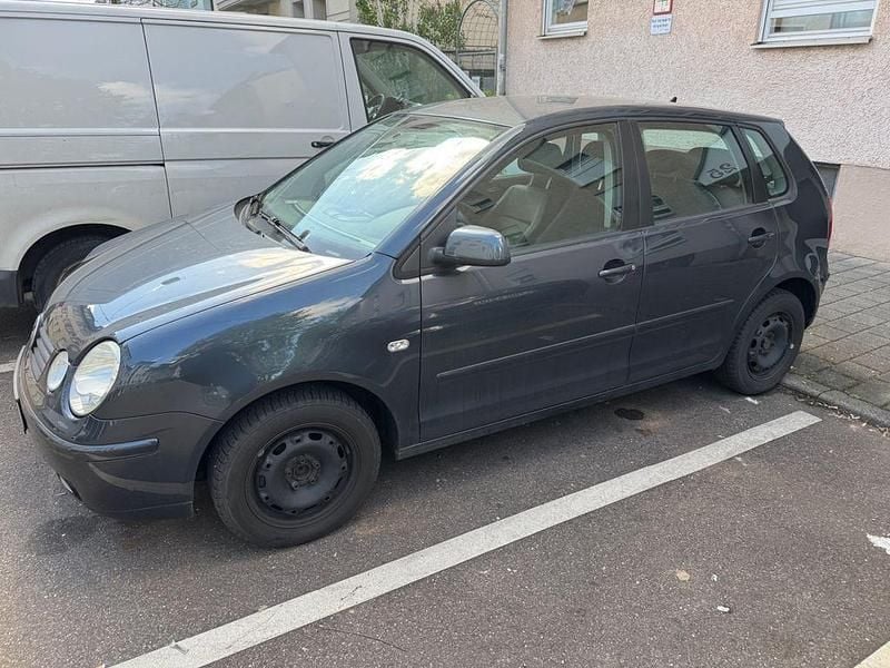 Gebraucht VW Polo 75 PS (55 kW) 2004 Grau Limousine