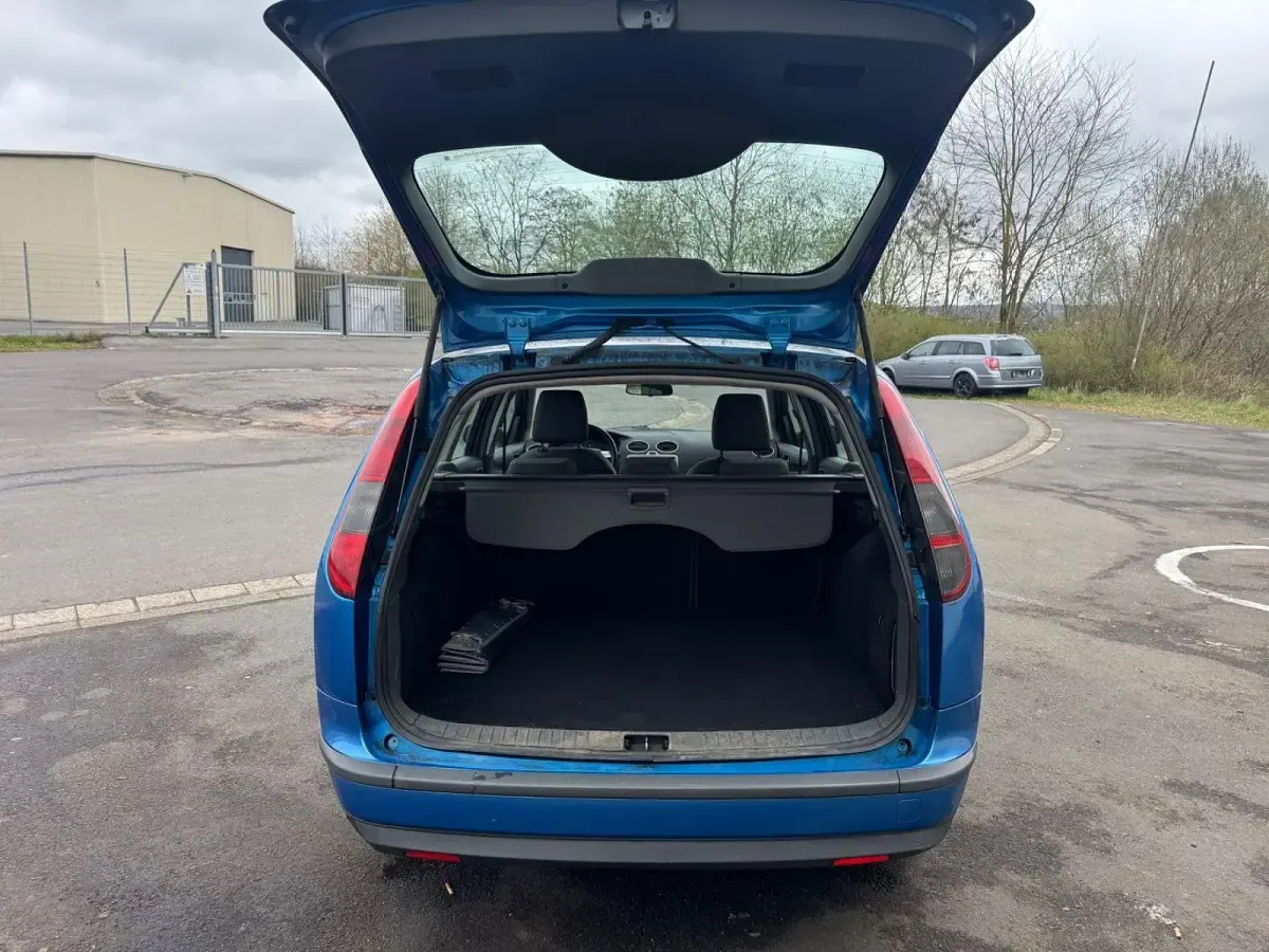 Używany Ford Focus 109 KM (80 kW) 2006 Kombi