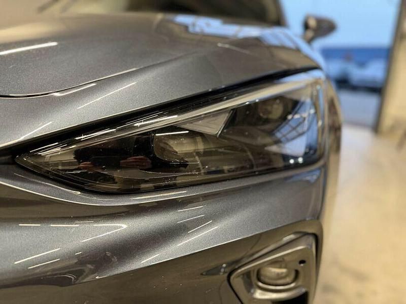 Gebraucht Cupra Leon 150 PS (110 kW) 2025 Grau Kombi