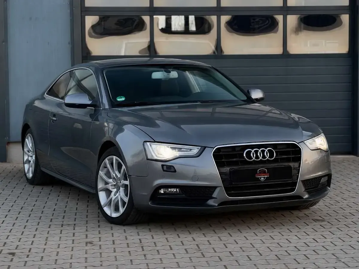 Gebraucht Audi A5 170 PS (125 kW) 2012 Grau Coupé