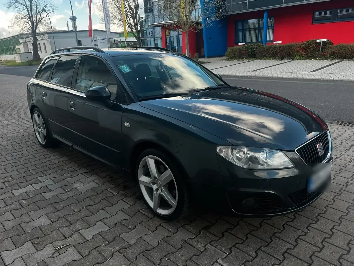 Gebraucht Seat Exeo 143 PS (105 kW) 2010 Grau Kombi