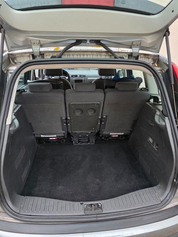 Silber Gebraucht 2003 Ford C-MAX Trend Van / Kleinbus | 1.500 € (Etwas zu teuer) - Bild 1/4