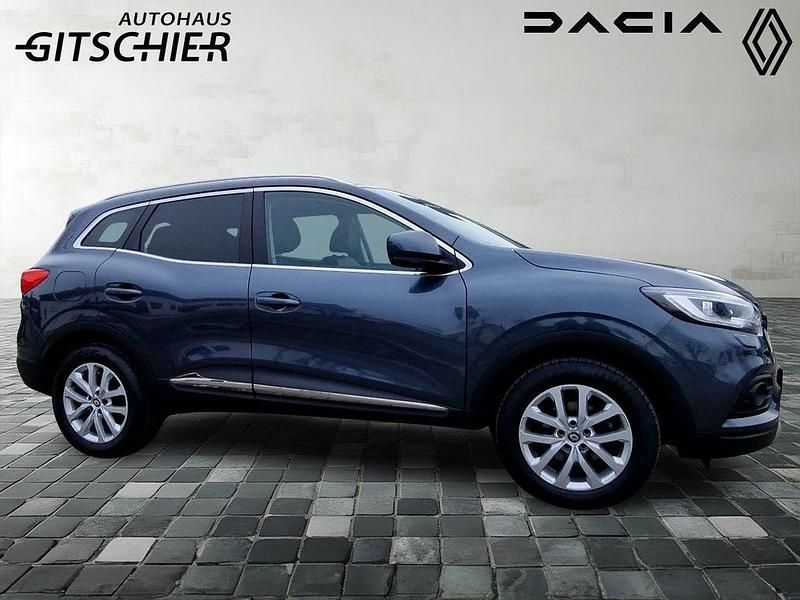 Gebraucht Renault Kadjar LIMITED Deluxe 140 PS (102 kW) 2021 Grau SUV