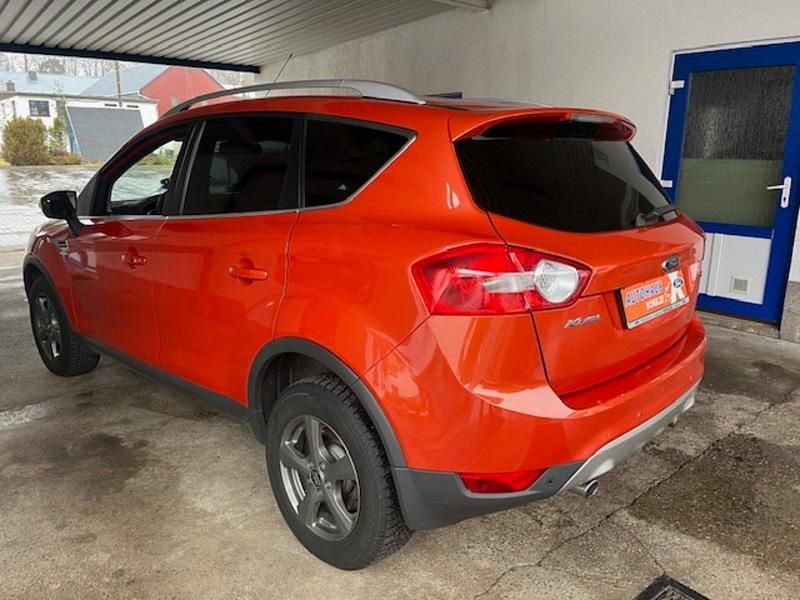 Gebraucht Ford Kuga Titanium 140 PS (102 kW) 2010 Rot SUV