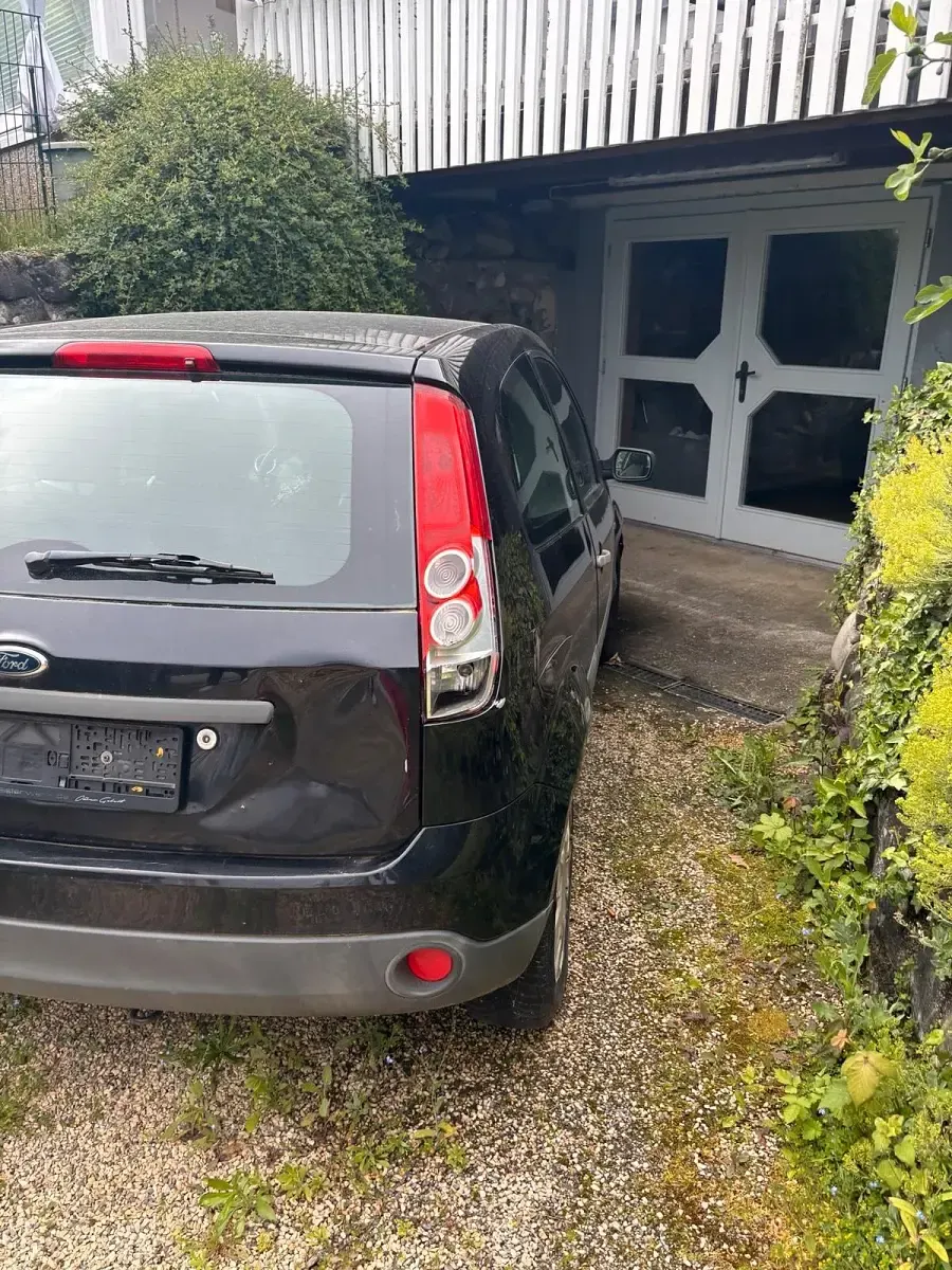 Gebraucht Ford Fiesta 60 PS (44 kW) 2006 Andere farben Kleinwagen