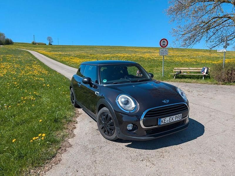 Second-hand Mini John Cooper Works 102 CP (75 kW) 2015 Maro Hatchback