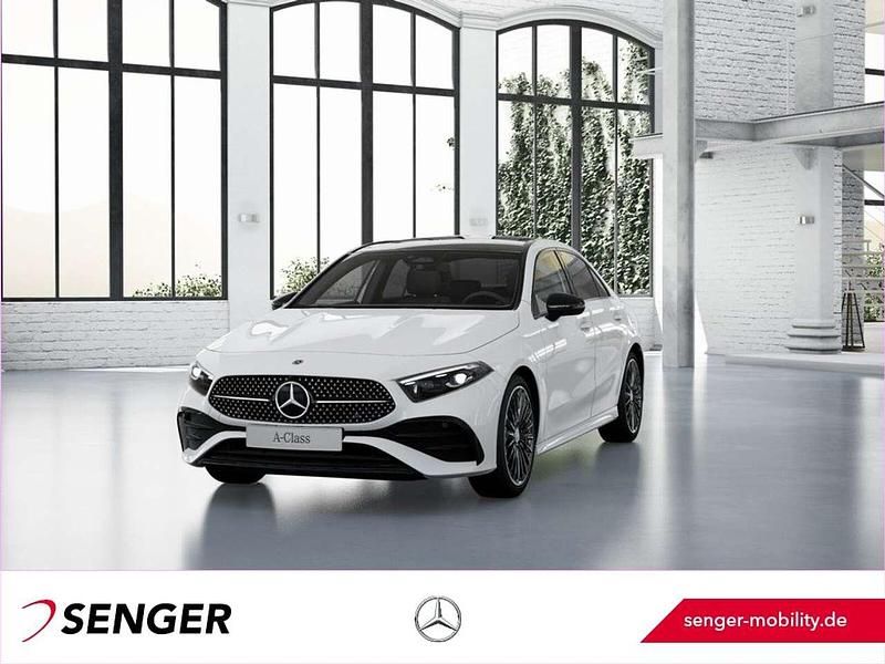 Schwarz Gebraucht 2025 Mercedes A200 AMG line Limousine | 37.770 € (Teuer) - Bild 1/3