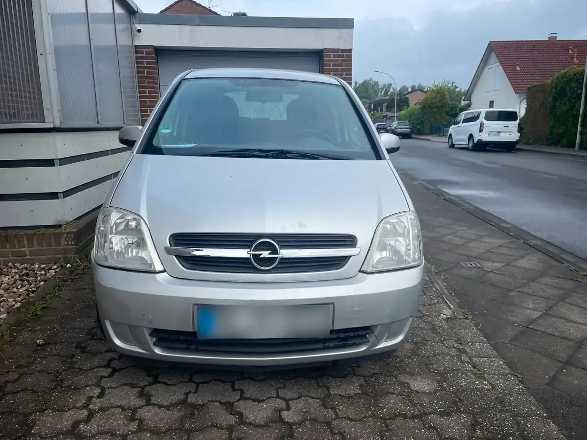 Używany Opel Meriva 2004 Srebrny Minivan