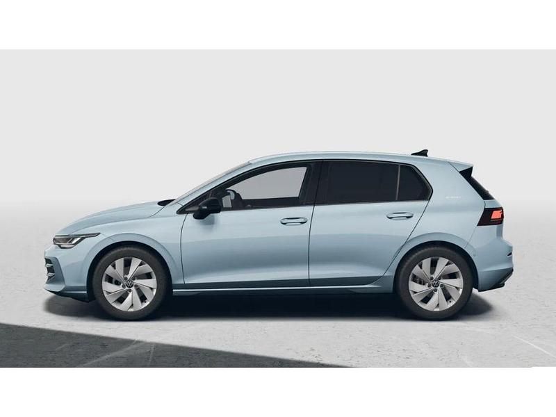 Gebraucht VW Golf VIII S 116 PS (85 kW) 2026 Blau Limousine
