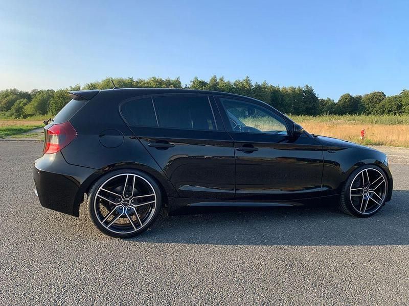 Gebraucht BMW 116 M Sport 116 PS (85 kW) 2005 Schwarz Kleinwagen