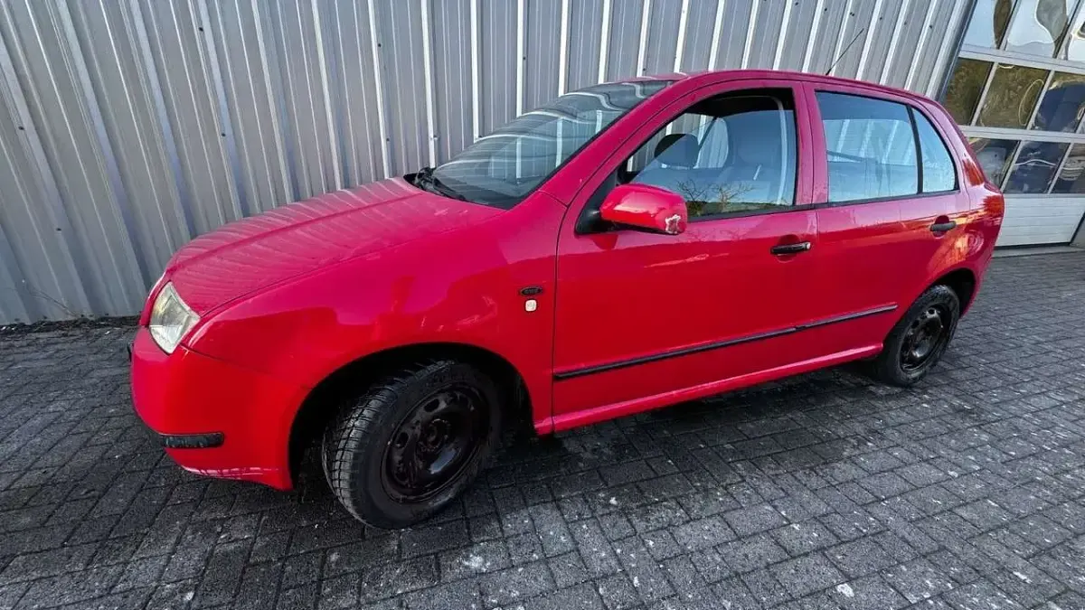Gebraucht Skoda Fabia 68 PS (50 kW) 2000 Rot Limousine