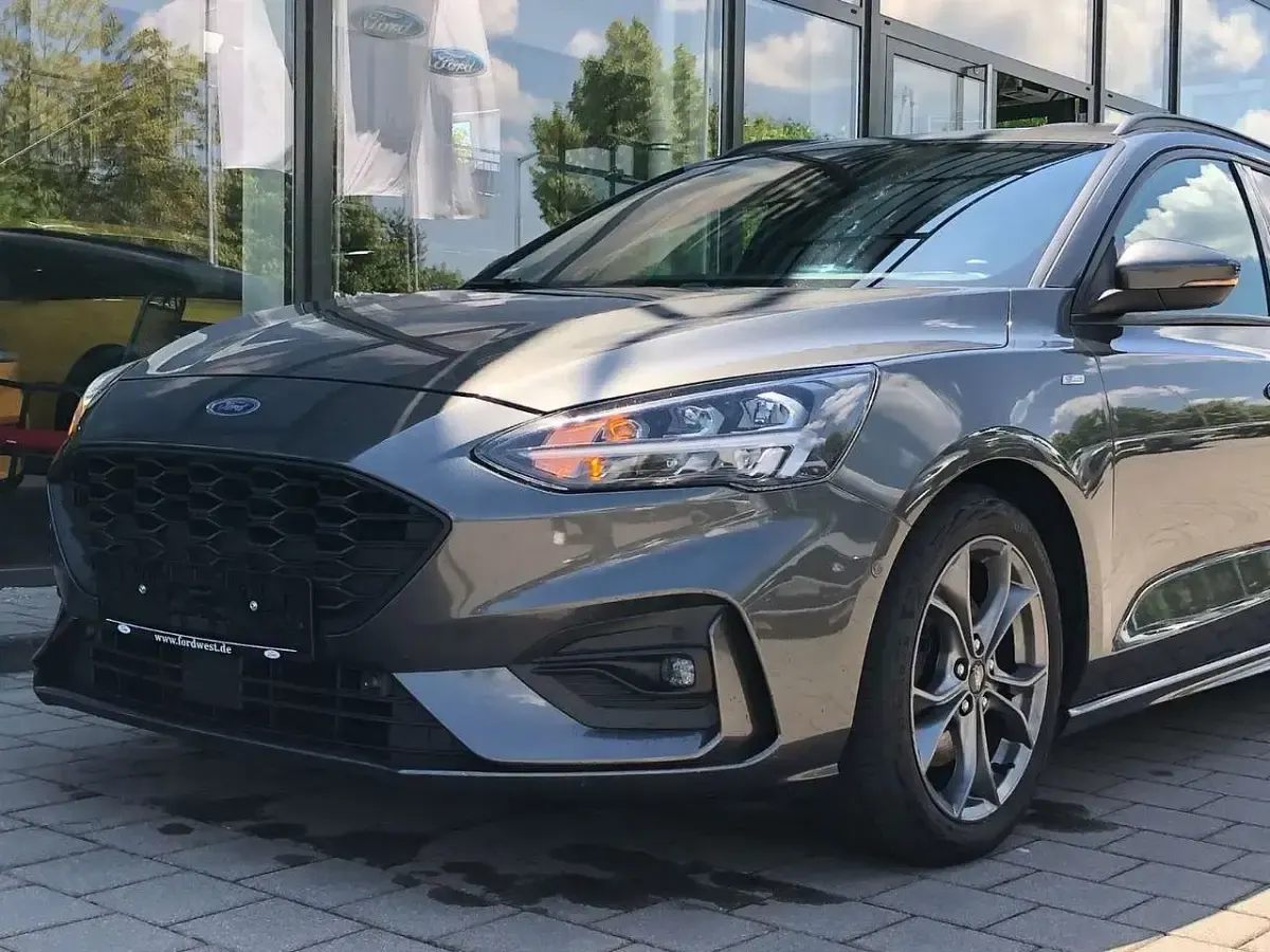 Gebraucht Ford Focus ST-Line 150 PS (110 kW) 2019 Grau Kombi
