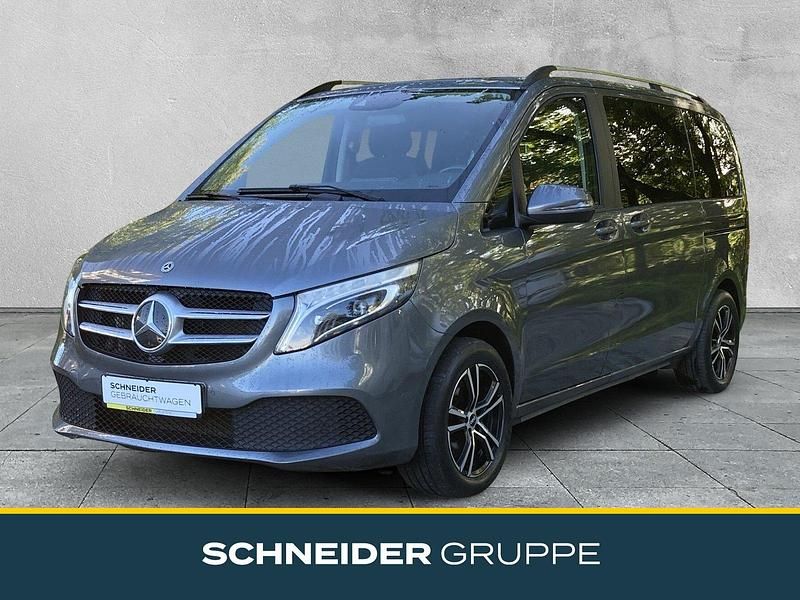 Grau Gebraucht 2021 Mercedes V300 Edition Van / Kleinbus | 44.990 € (Guter Preis) - Bild 1/4