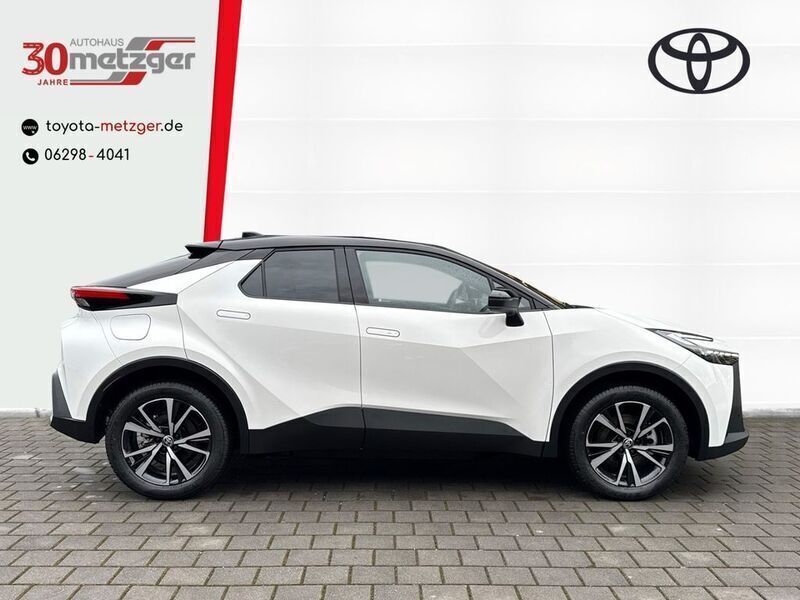 Gebraucht Toyota C-HR Team 223 PS (164 kW) 2025 Schneeweiß/dach schwarz SUV