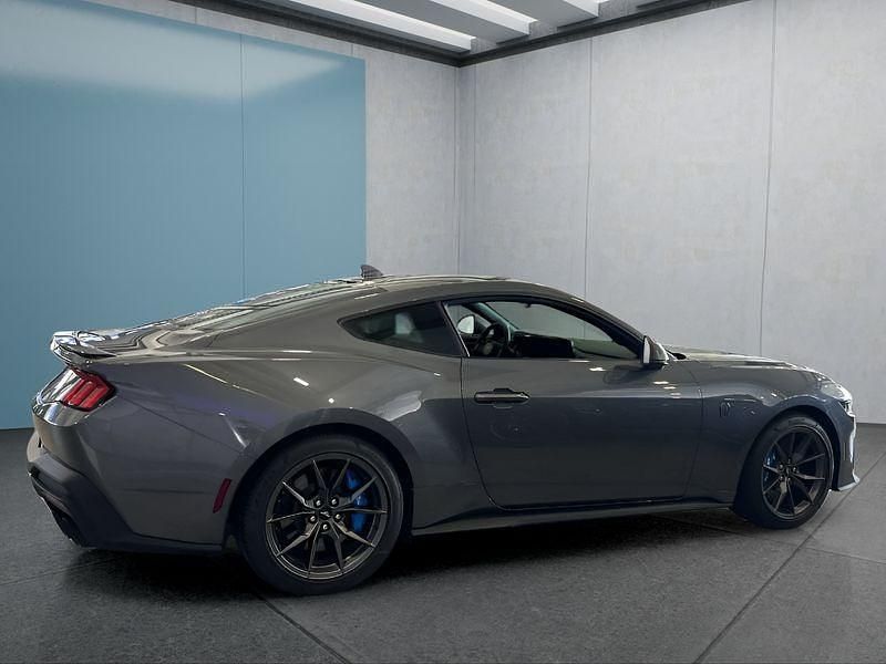 Neu Ford Mustang Dark Horse 454 PS (333 kW) 2025 Grau Coupé