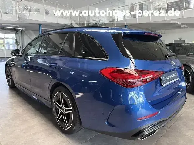 Gebraucht Mercedes C300 AMG 258 PS (189 kW) 2025 Andere Limousine