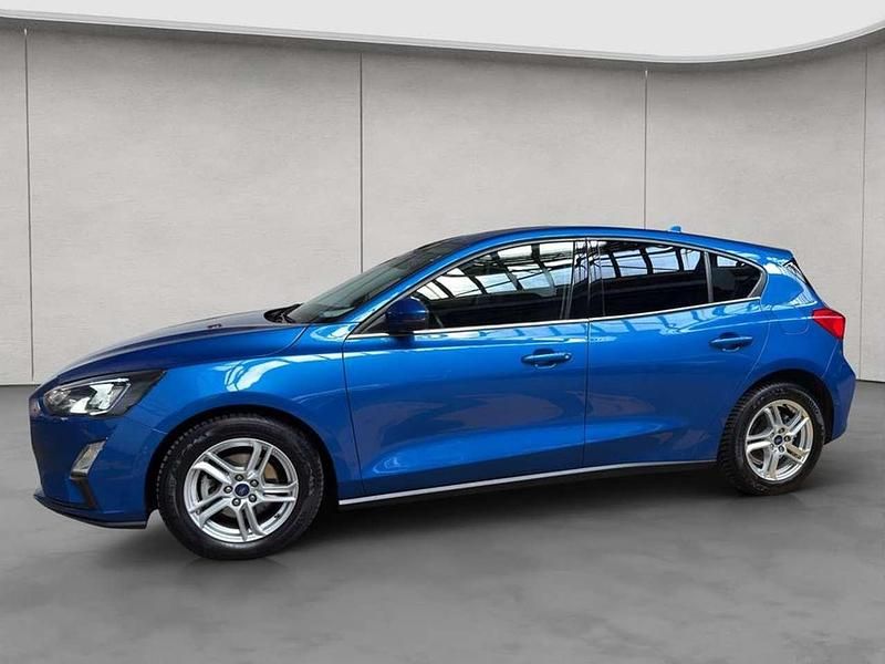 Gebraucht Ford Focus Cool & Connect 125 PS (91 kW) 2021 Blau Limousine