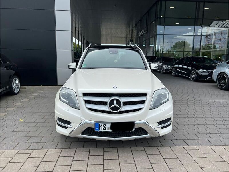 Weiß Gebraucht 2012 Mercedes GLK250 AMG SUV | 14.999 € (Etwas zu teuer) - Bild 1/4