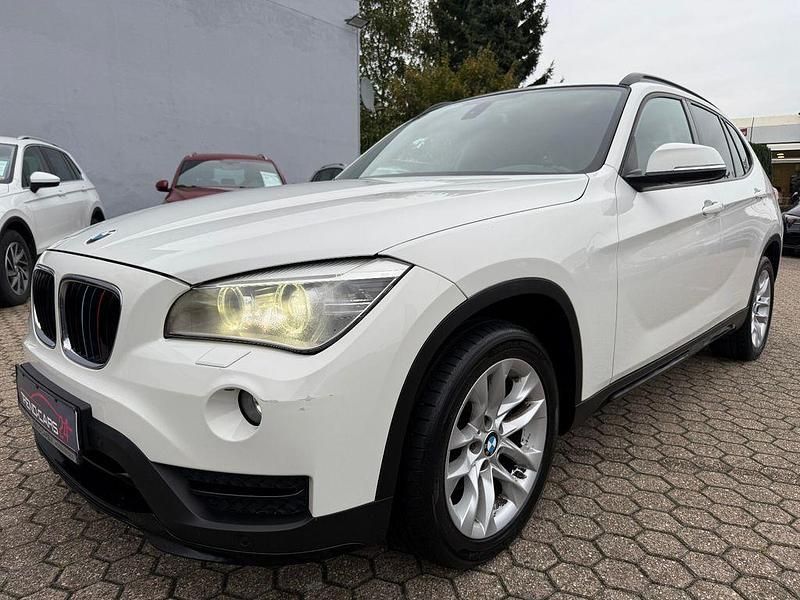 Weiß Gebraucht 2015 BMW X1 Sport Line SUV | 10.700 € (Guter Preis) - Bild 1/4