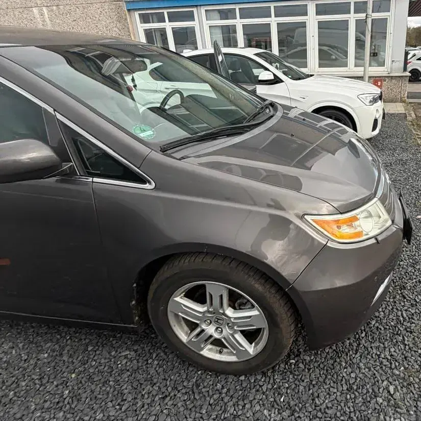 Gebraucht Honda Odyssey 252 PS (185 kW) 2011 Braun Van / Kleinbus