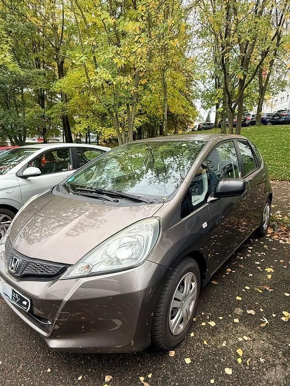 Braun Gebraucht 2013 Honda Jazz S Kleinwagen | 4.300 € (Guter Preis) - Bild 1/4