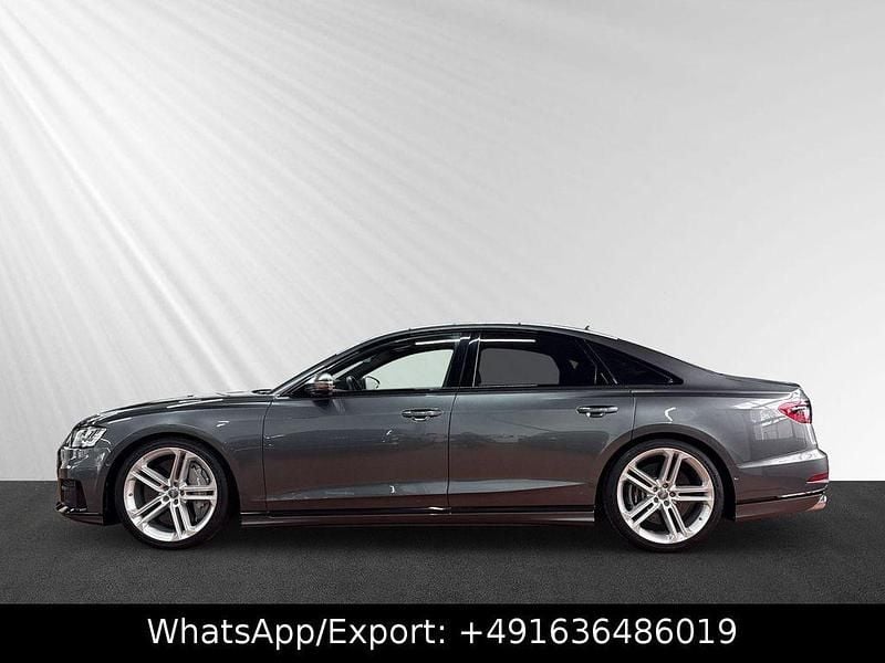 Grau Gebraucht 2020 Audi S8 Ambiente Limousine | 65.900 € (Fairer Preis) - Bild 1/4