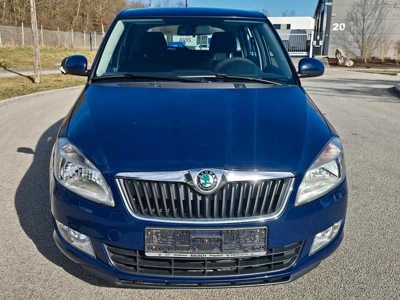 Gebraucht Skoda Fabia Ambiente 69 PS (50 kW) 2011 Blau Kombi