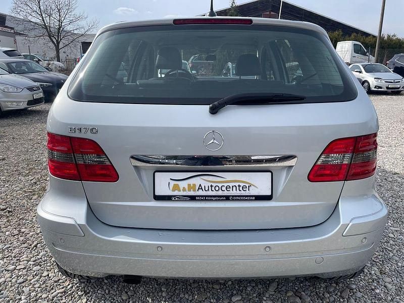 Gebraucht Mercedes B170 116 PS (85 kW) 2006 Silber Van / Kleinbus