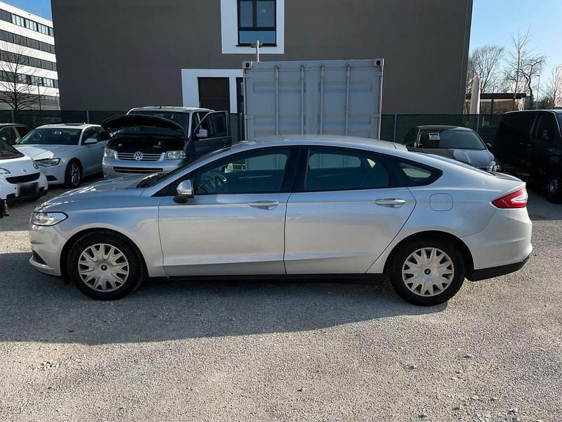 Gebraucht Ford Mondeo 150 PS (110 kW) 2017 Grau Limousine